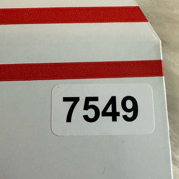 💥10/$10 Colorful Birthday Greeting Cards Set - Picture 2 of 2